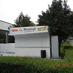 Rodzinny, Sloneczny Apartament W Dzielnicy Uzdrowiskowej, Blisko Plazy Lejlighed