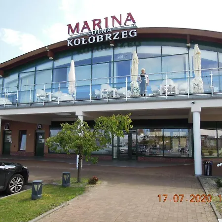 Rodzinny, Sloneczny Apartament W Dzielnicy Uzdrowiskowej, Blisko Plazy 아파트 *