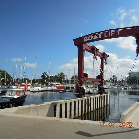 Rodzinny, Sloneczny Apartament W Dzielnicy Uzdrowiskowej, Blisko Plazy Apartmán Kolobřeh