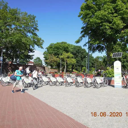 Rodzinny, Sloneczny Apartament W Dzielnicy Uzdrowiskowej, Blisko Plazy Apartment