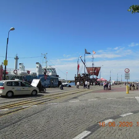 Rodzinny, Sloneczny Apartament W Dzielnicy Uzdrowiskowej, Blisko Plazy * Kolobřeh