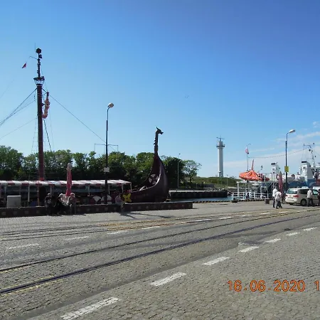 Rodzinny, Sloneczny Apartament W Dzielnicy Uzdrowiskowej, Blisko Plazy Kolobřeh