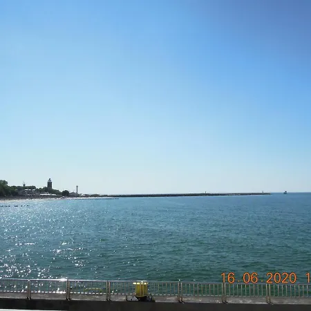 Rodzinny, Sloneczny Apartament W Dzielnicy Uzdrowiskowej, Blisko Plazy *