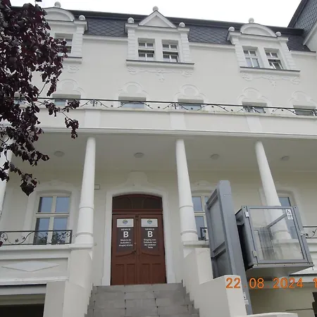 Apartmán Rodzinny, Sloneczny Apartament W Dzielnicy Uzdrowiskowej, Blisko Plazy *