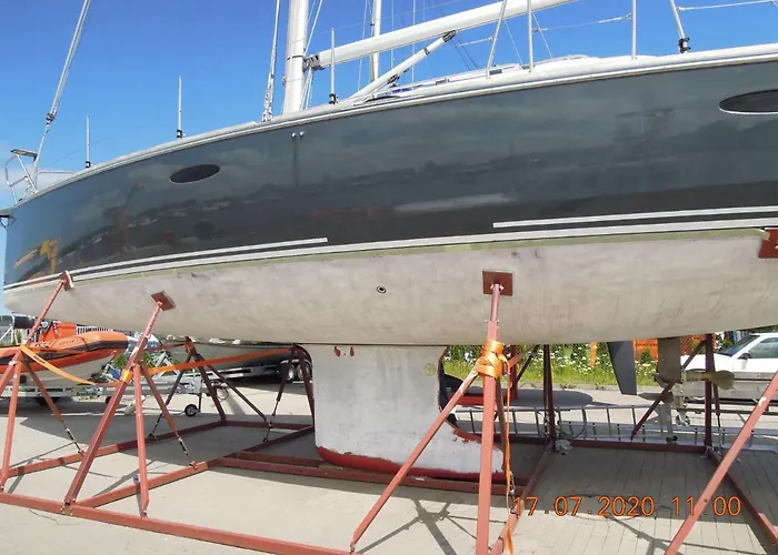 Rodzinny, Sloneczny Apartament W Dzielnicy Uzdrowiskowej, Blisko Plazy *