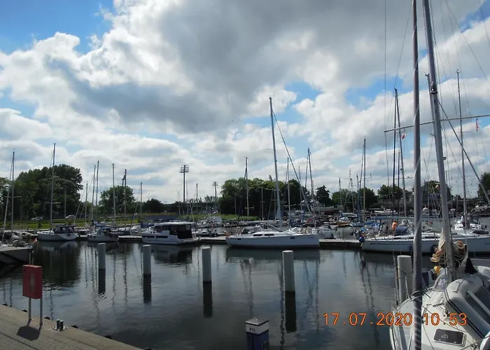 Rodzinny, Sloneczny Apartament W Dzielnicy Uzdrowiskowej, Blisko Plazy Διαμέρισμα Kołobrzeg