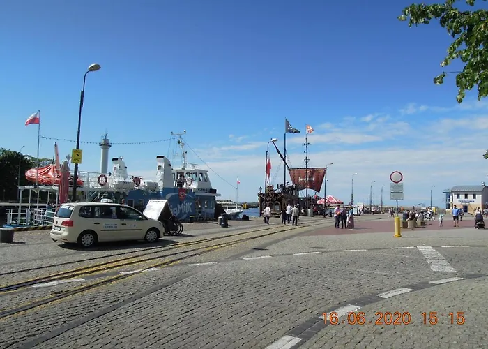 Rodzinny, Sloneczny Apartament W Dzielnicy Uzdrowiskowej, Blisko Plazy * Kołobrzeg