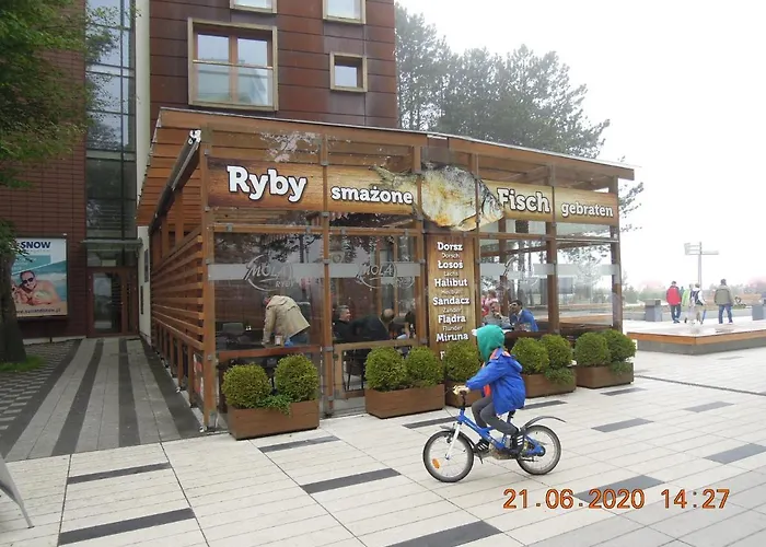 Rodzinny, Sloneczny Apartament W Dzielnicy Uzdrowiskowej, Blisko Plazy Διαμέρισμα Kołobrzeg