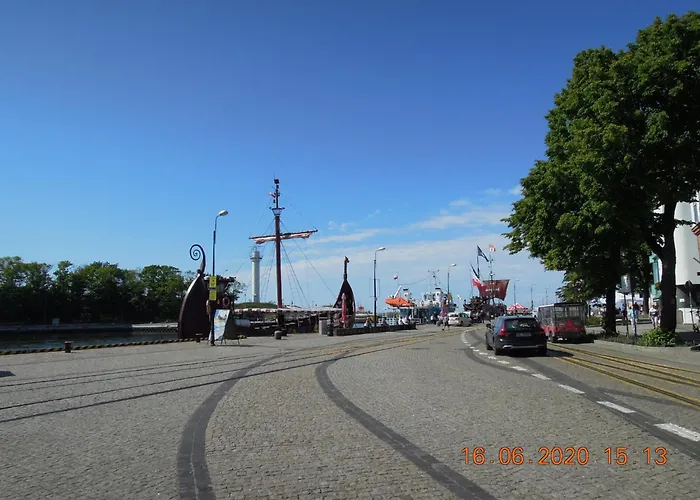 Rodzinny, Sloneczny Apartament W Dzielnicy Uzdrowiskowej, Blisko Plazy Διαμέρισμα *