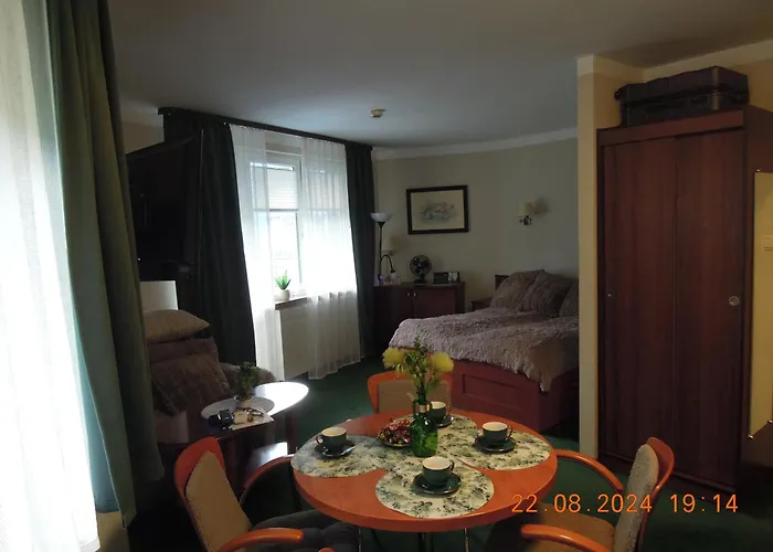 Rodzinny, Sloneczny Apartament W Dzielnicy Uzdrowiskowej, Blisko Plazy Διαμέρισμα Kołobrzeg