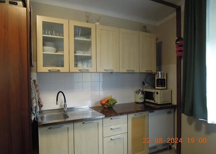 Rodzinny, Sloneczny Apartament W Dzielnicy Uzdrowiskowej, Blisko Plazy *